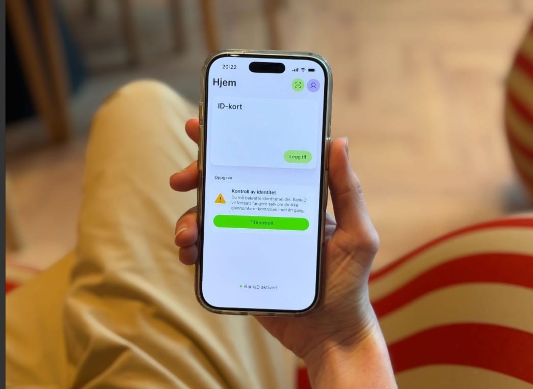 Skjerper sikkerheten: Mange må scanne passet i BankID-appen
